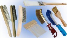 Brosse à main et pinceaux